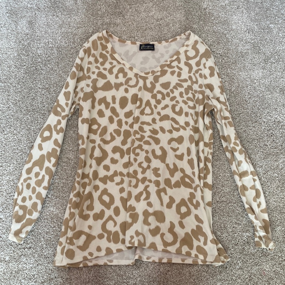 Leopard sweater